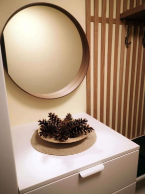 Pine Cone Apartment